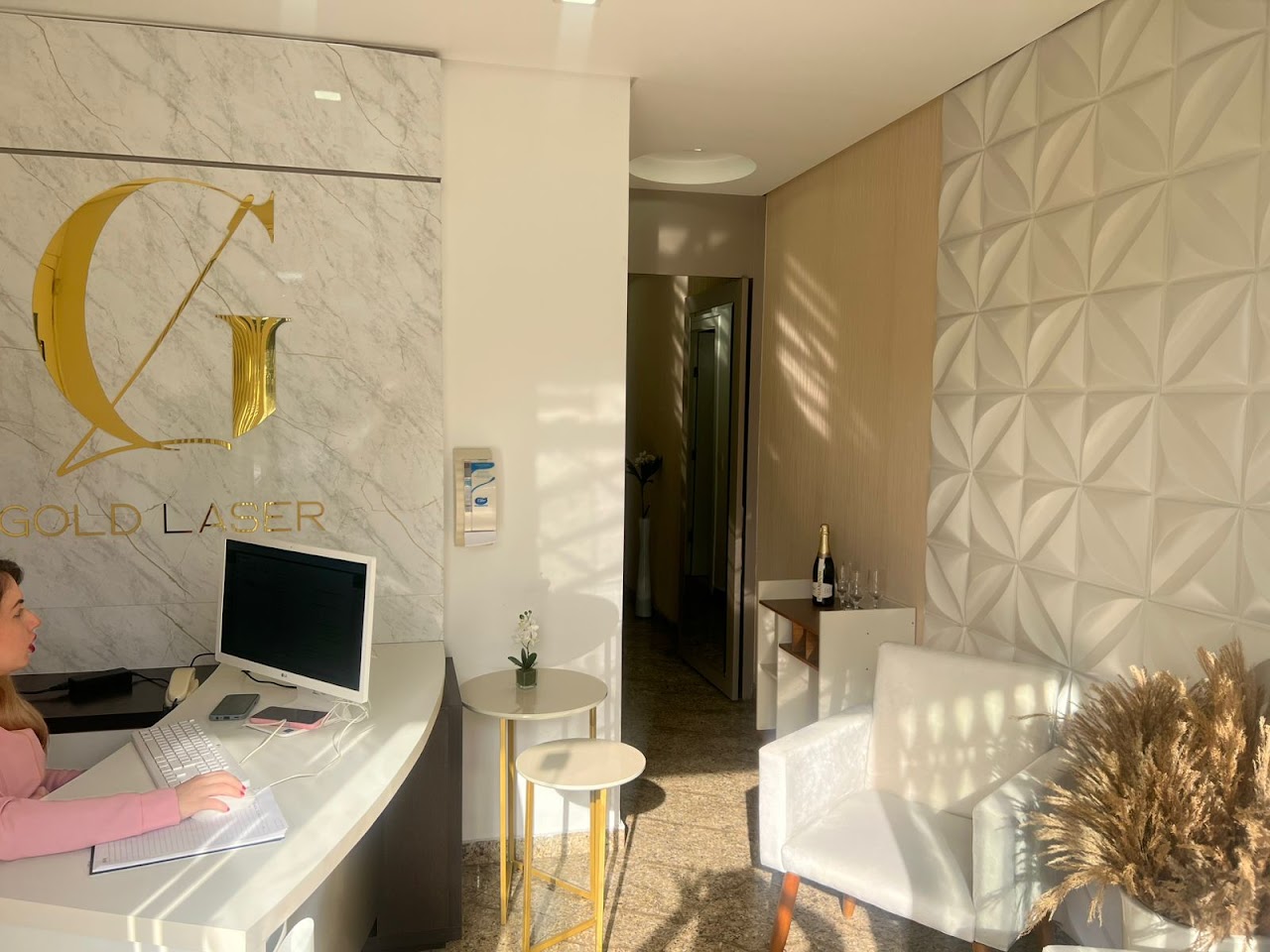 Ambiente Gold Laser